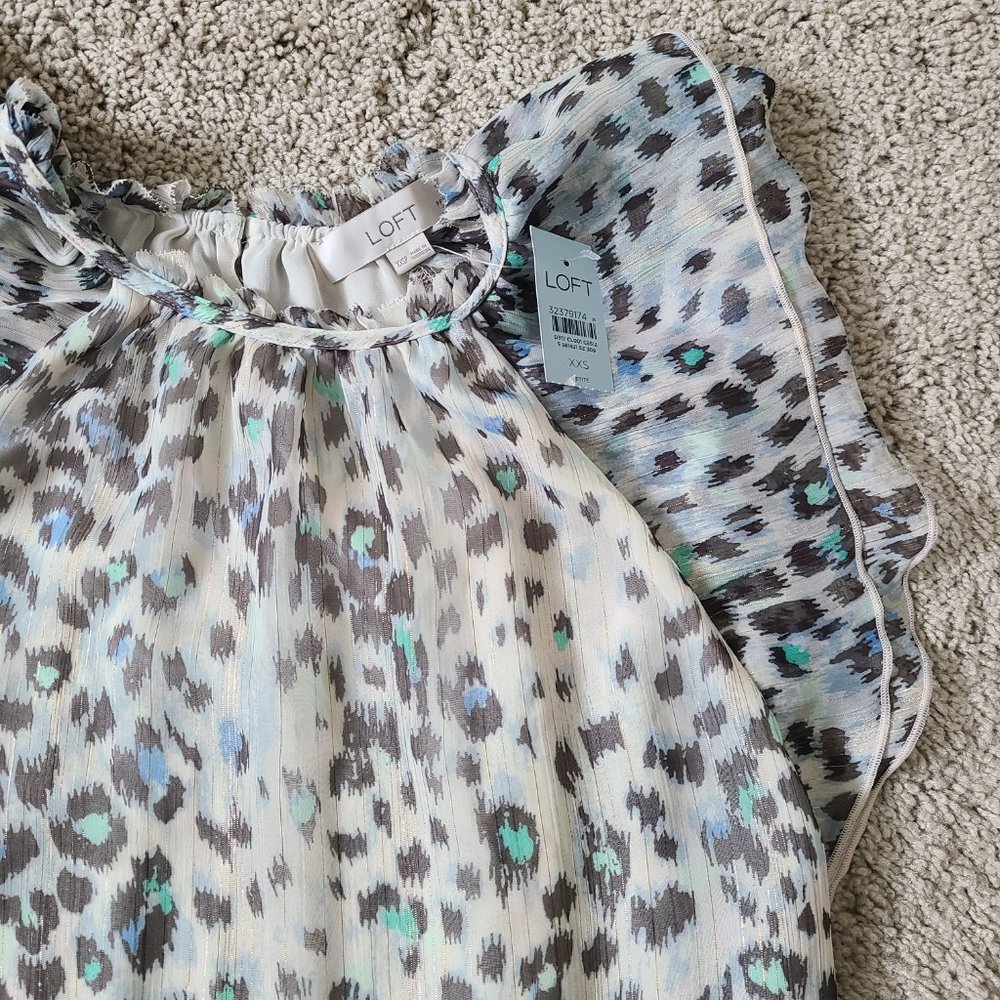 Metallic Ruffle Leopard Print Blouse - Picture 4 of 14